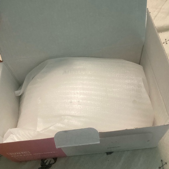 BNIB SUNUV 2 In 1 UV/LED Nail Lamp - Picture 6 of 6